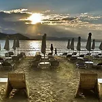 Galaxy Naxos