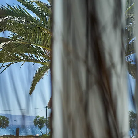 갤럭시 3* Naxos City